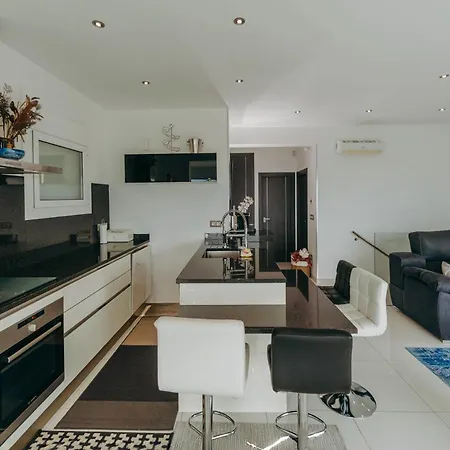 Welcs Casa 335 Emp Con Jacuzzi Y Terraza *